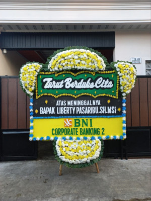 Papan Bunga Duka di Rainis