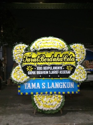 Papan Bunga Duka di Rainis