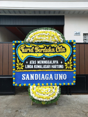 Papan Bunga Duka di Rainis
